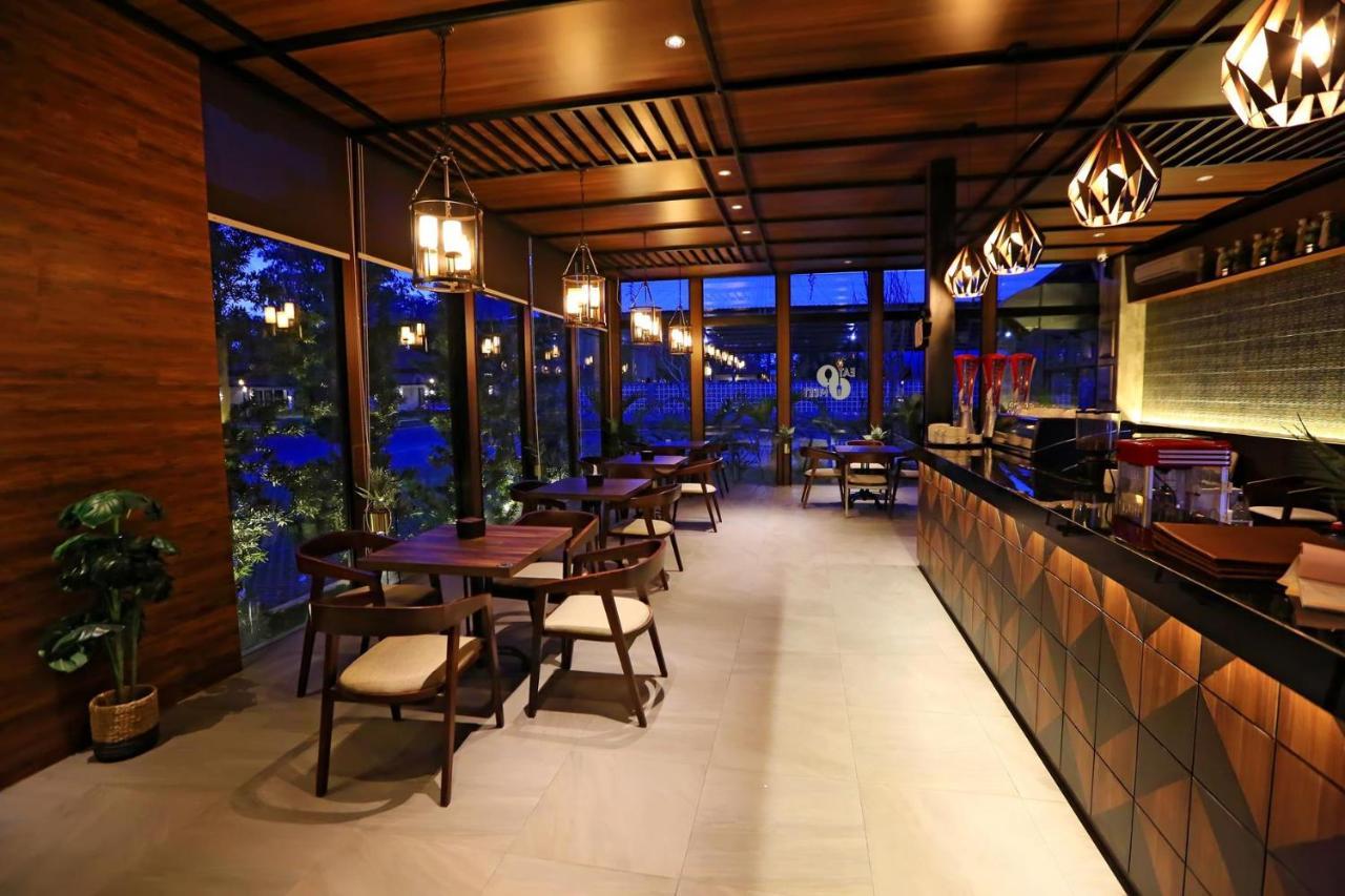 New Surya Hotel Banyuwangi  Kültér fotó