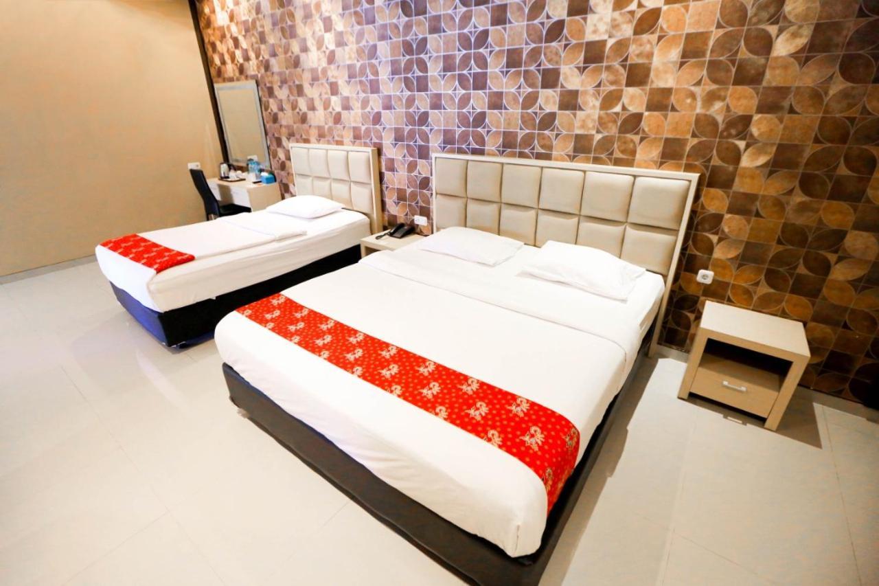 New Surya Hotel Banyuwangi  Kültér fotó