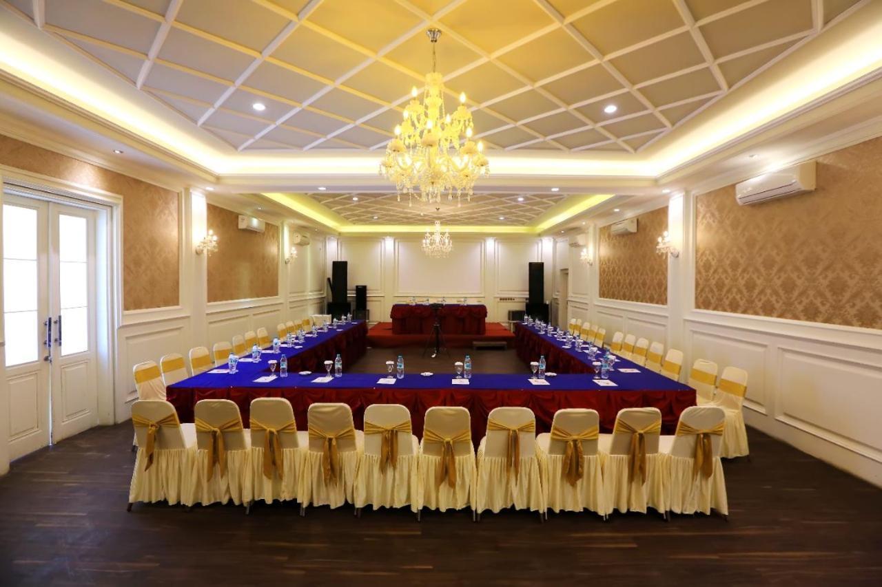New Surya Hotel Banyuwangi  Kültér fotó