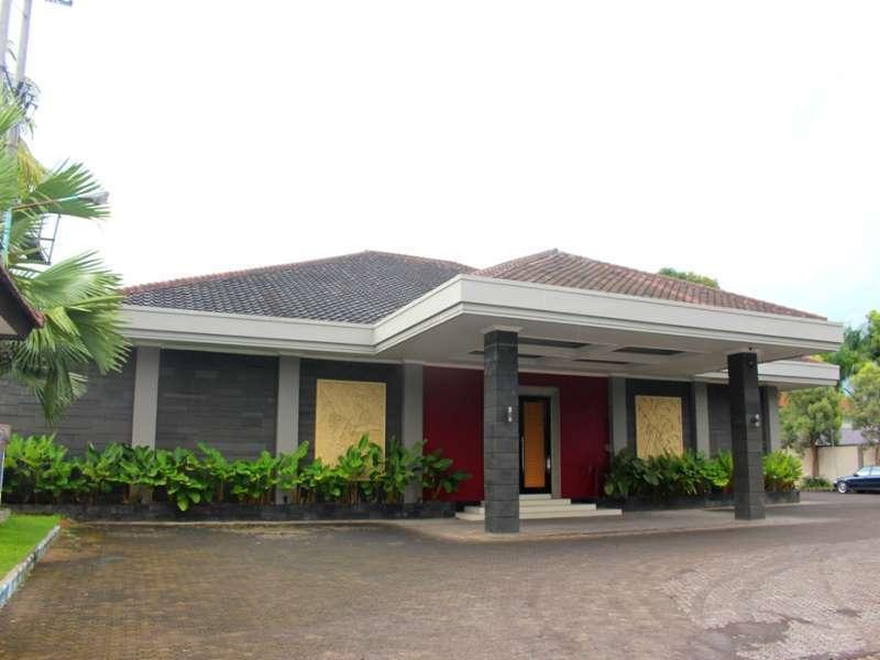 New Surya Hotel Banyuwangi  Kültér fotó